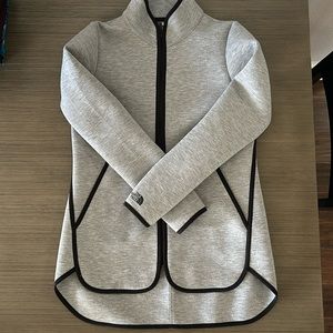 The NorthFace (almost new) long Coat/Jacket